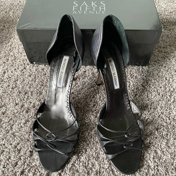 MANOLO BLAHNIK leather criss-cross epsinado d’orsay peep-toe pumps - Picture 2 of 5